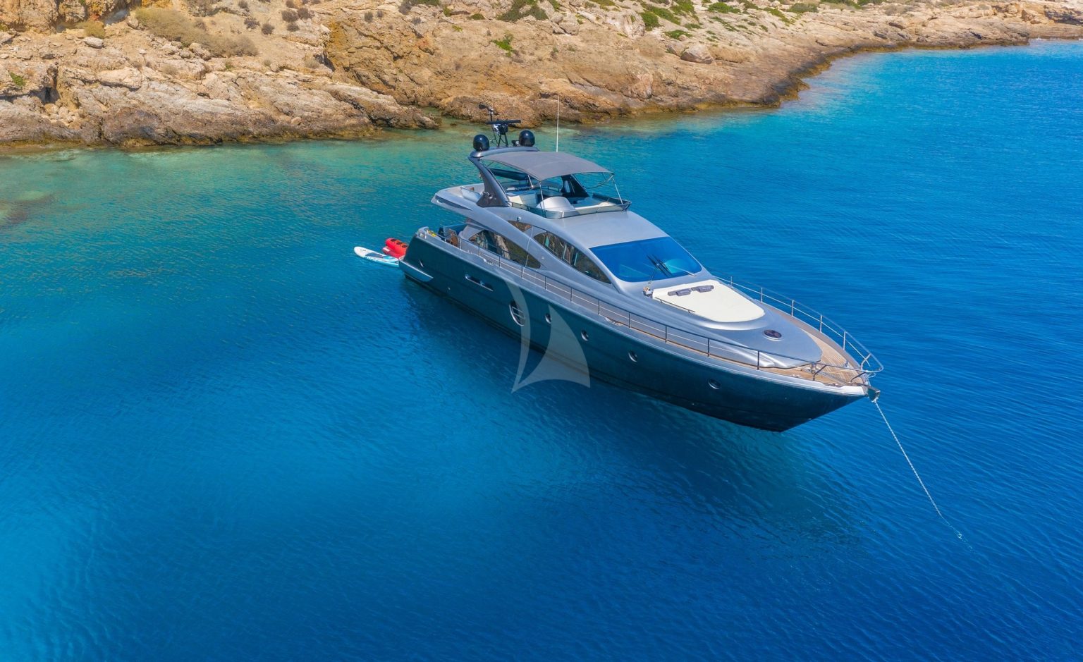 yacht broker house greece